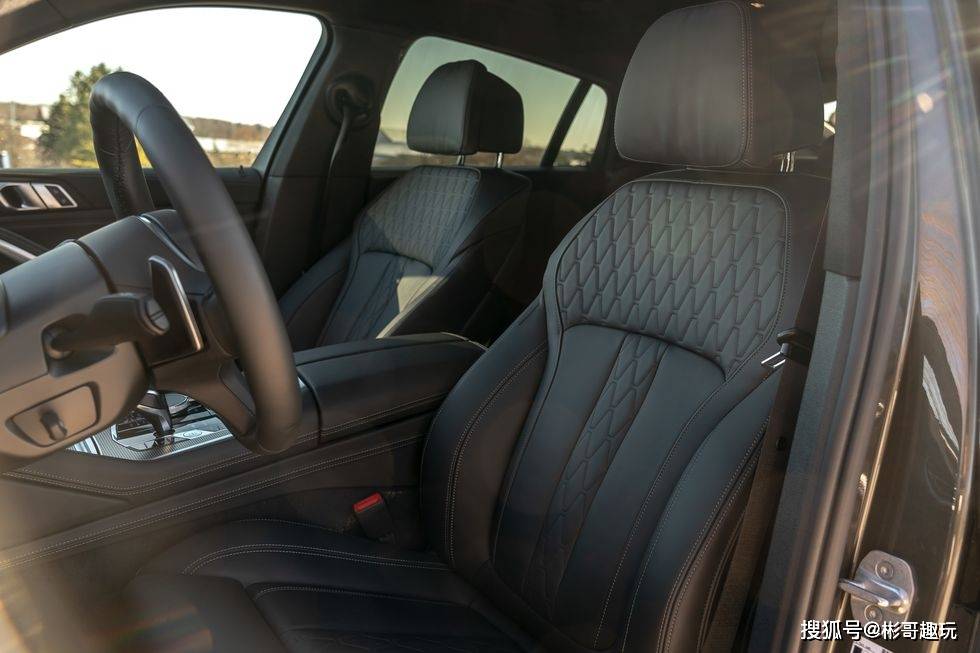  德甲半程最佳阵容公布拜仁四将赫然在列  