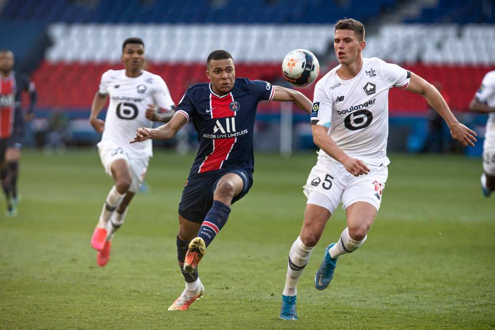  拉齐奥冬窗截胡米兰目标，签下巴西后卫  